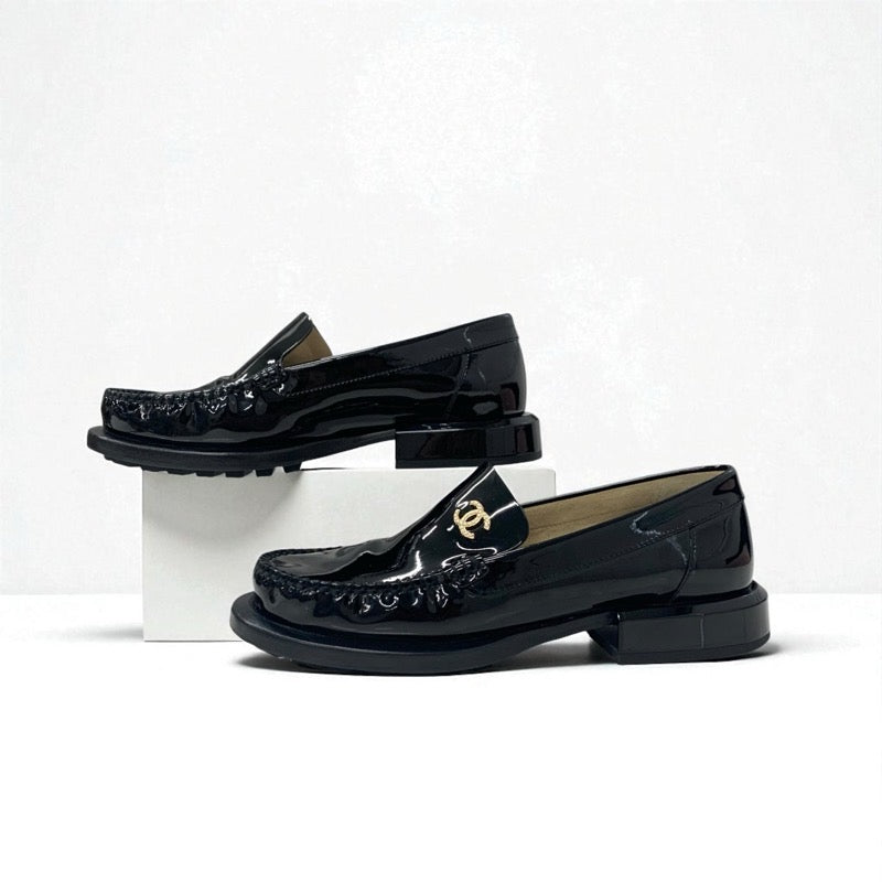 シャネル CHANEL ローファー 革靴 靴 シューズ パテント ブラック 黒 ココマーク