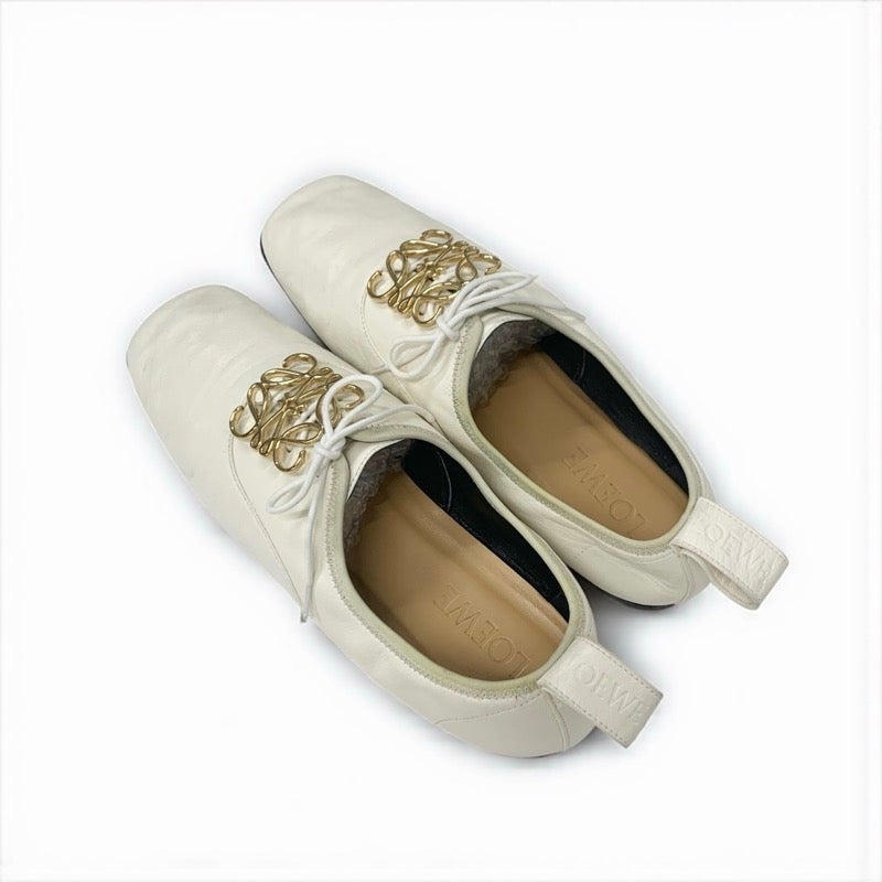 ロエベ LOEWE フラットシューズ 靴 シューズ レザー ホワイト系 ゴールド アナグラム ソフトダービー レースアップシューズ