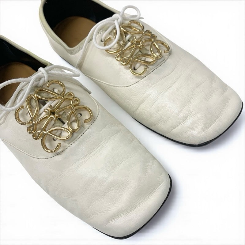 ロエベ LOEWE フラットシューズ 靴 シューズ レザー ホワイト系 ゴールド アナグラム ソフトダービー レースアップシューズ