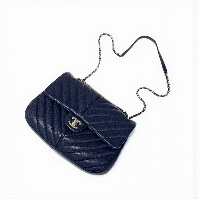 シャネル CHANEL バッグ ショルダーバッグ キャビアスキン ネイビー ターンロック ココマーク シングルフラップ チェーン