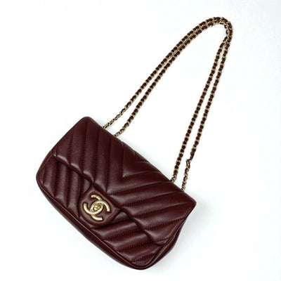 シャネル CHANEL バッグ ショルダーバッグ ラムスキン バーガンディ ゴールド マトラッセ ターンロック ココマーク シングルフラップ ダブルチェーン