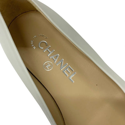 シャネル CHANEL パンプス 靴 シューズ レザー ファブリック ホワイト系 ブラック ココマーク