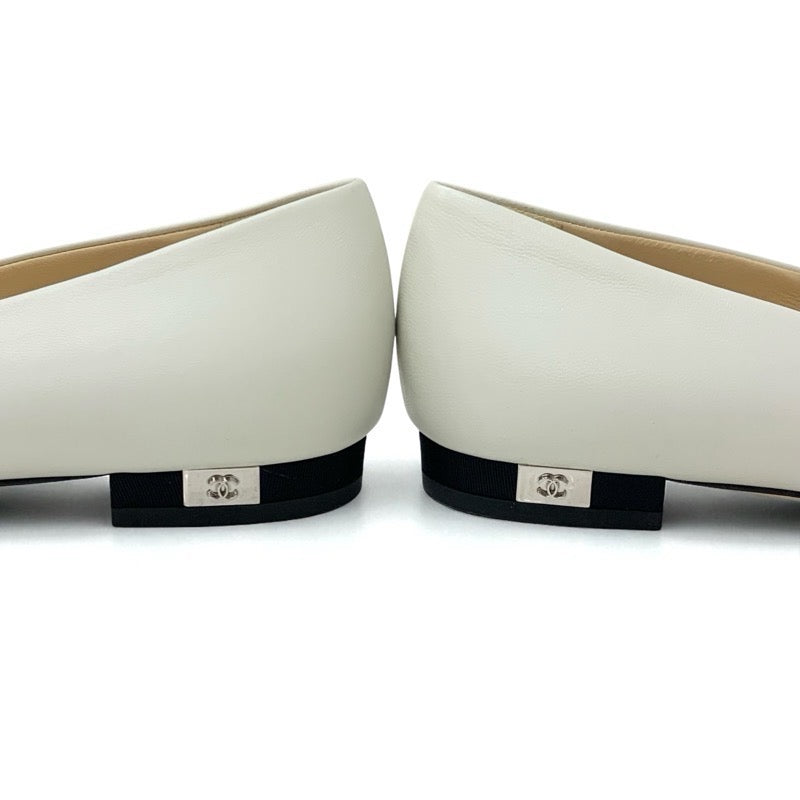 シャネル CHANEL パンプス 靴 シューズ レザー ファブリック ホワイト系 ブラック ココマーク