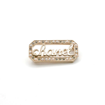 シャネル CHANEL ブローチ コサージュ ゴールド ロゴ ラインストーン