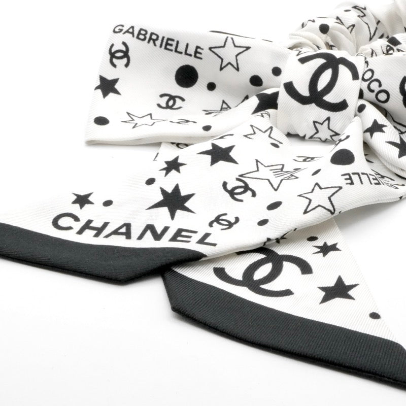 シャネル CHANEL ヘアアクセサリー ホワイト ブラック ココマーク ロゴ リボン シルク シュシュ ヘアゴム