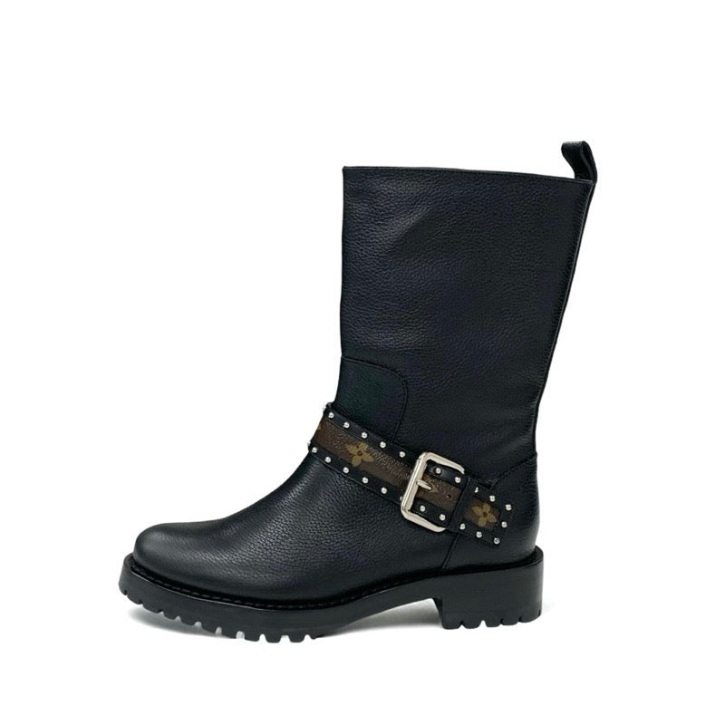 ルイヴィトン LOUIS VUITTON モノグラム ブーツ ショートブーツ 靴 シューズ レザー ブラック ブラウン ロゴ ベルト スタッズ アンクルブーツ