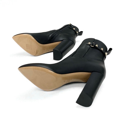 ヴァレンティノ VALENTINO ブーツ ショートブーツ 靴 シューズ レザー ブラック 黒 ゴールド 未使用 ロックスタッズ ベルト