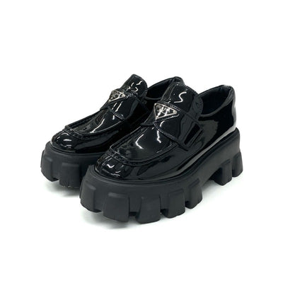 プラダ PRADA モノリス ローファー 革靴 靴 シューズ パテント ブラック 黒 シルバー プラットフォーム トライアングルロゴ