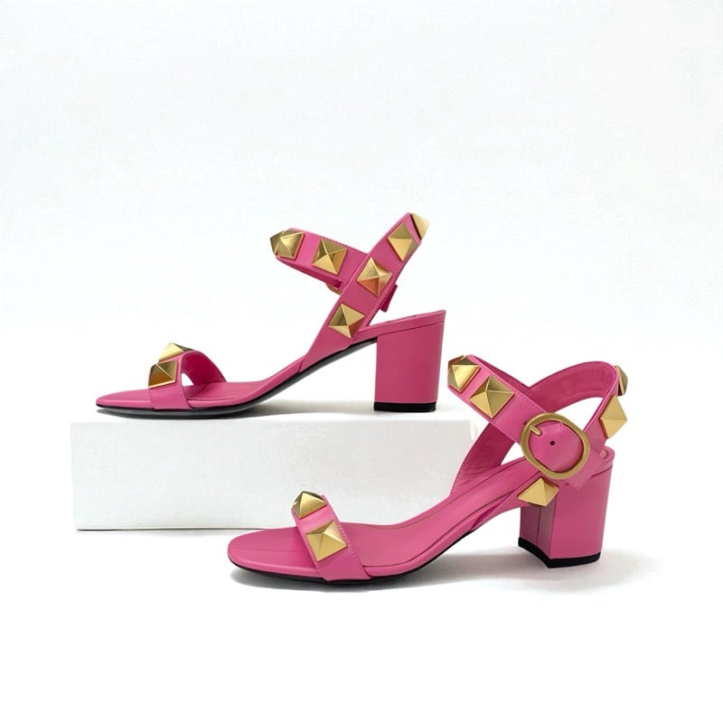 ヴァレンティノ VALENTINO サンダル 靴 シューズ レザー ピンク ゴールド 未使用 ローマンスタッズ ストラップ