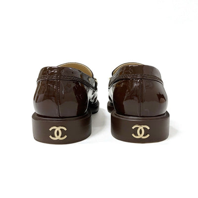 シャネル CHANEL ローファー 革靴 靴 シューズ パテント ブラウン ゴールド ロゴ ココマーク チェーン
