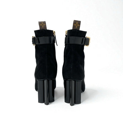 ルイヴィトン LOUIS VUITTON シルエットライン モノグラム ブーツ ショートブーツ 靴 シューズ スエード ブラック 黒 ゴールド アンクルブーツ LVロゴ