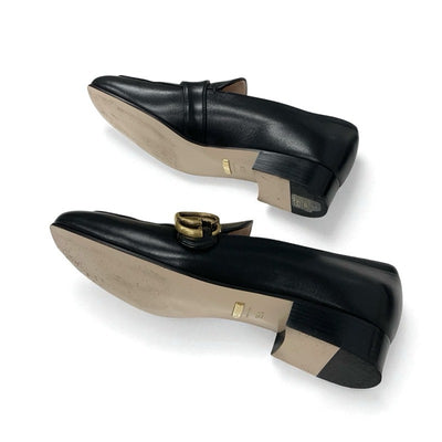 グッチ GUCCI ローファー 革靴 靴 シューズ レザー ブラック 黒 ゴールド ダブルG GGマーモント