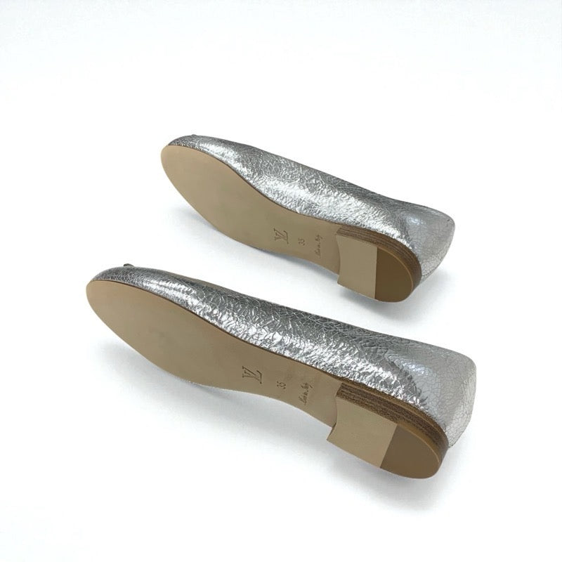ルイヴィトン LOUIS VUITTON フラットシューズ 靴 シューズ レザー シルバー 未使用 LVロゴ バレエシューズ
