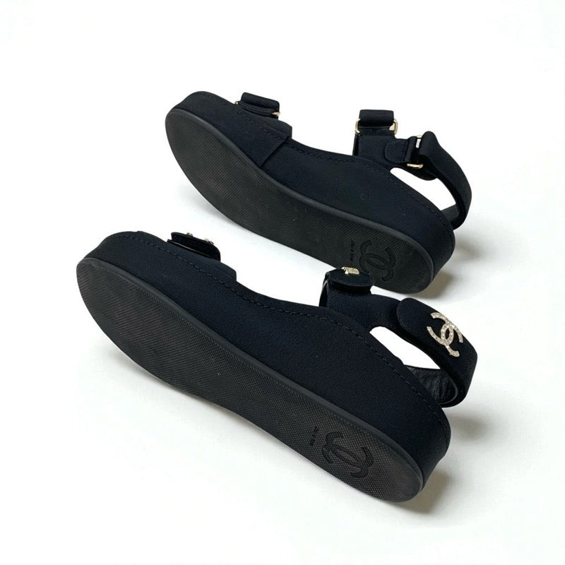 シャネル CHANEL サンダル 靴 シューズ ファブリック ベロア ブラック ゴールド ラインストーン ココマーク ロゴ ベルクロ