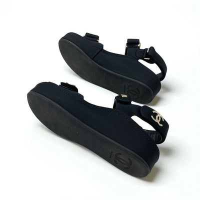 シャネル CHANEL サンダル 靴 シューズ ファブリック ベロア ブラック ゴールド ラインストーン ココマーク ロゴ ベルクロ