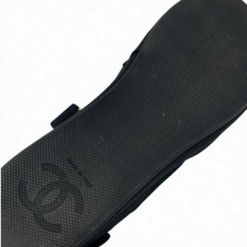 シャネル CHANEL サンダル 靴 シューズ ファブリック ベロア ブラック ゴールド ラインストーン ココマーク ロゴ ベルクロ