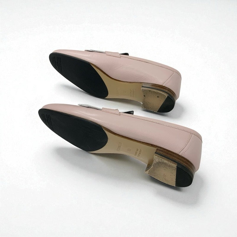 エルメス HERMES ロワイヤル ローファー 革靴 靴 シューズ レザー ピンク ホワイト シルバー H金具 フリンジ モカシン フラットシューズ