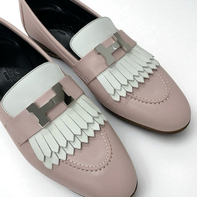 エルメス HERMES ロワイヤル ローファー 革靴 靴 シューズ レザー ピンク ホワイト シルバー H金具 フリンジ モカシン フラットシューズ