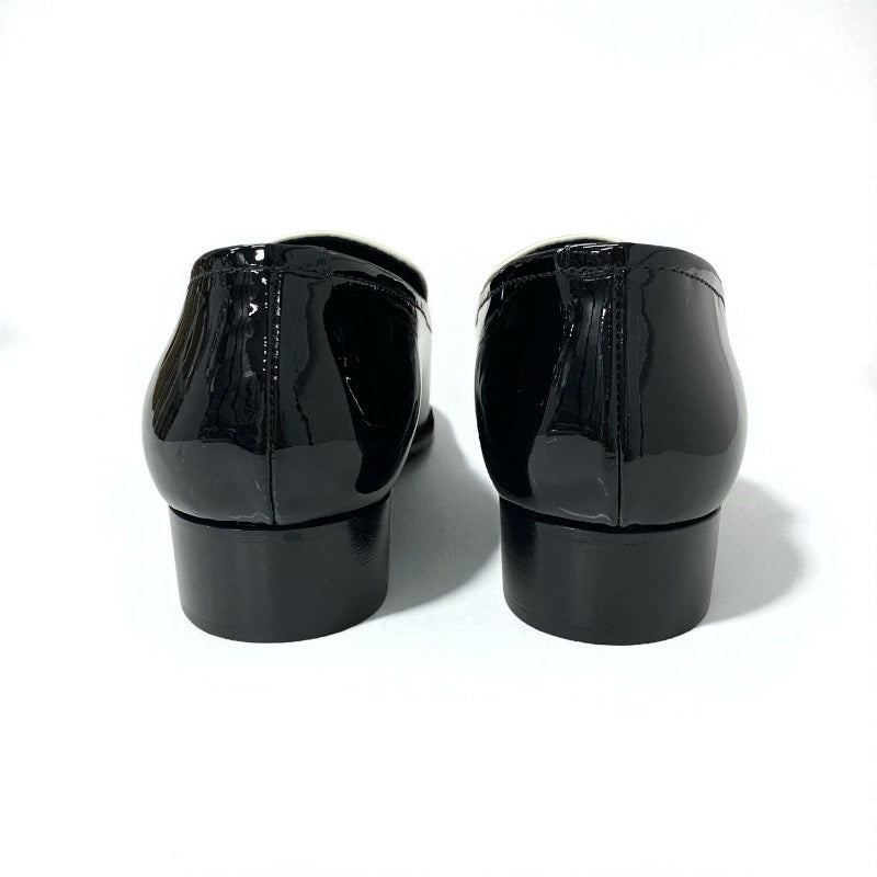 シャネル CHANEL ローファー 革靴 靴 シューズ パテント ブラック ホワイト シルバー ココマーク チェーン