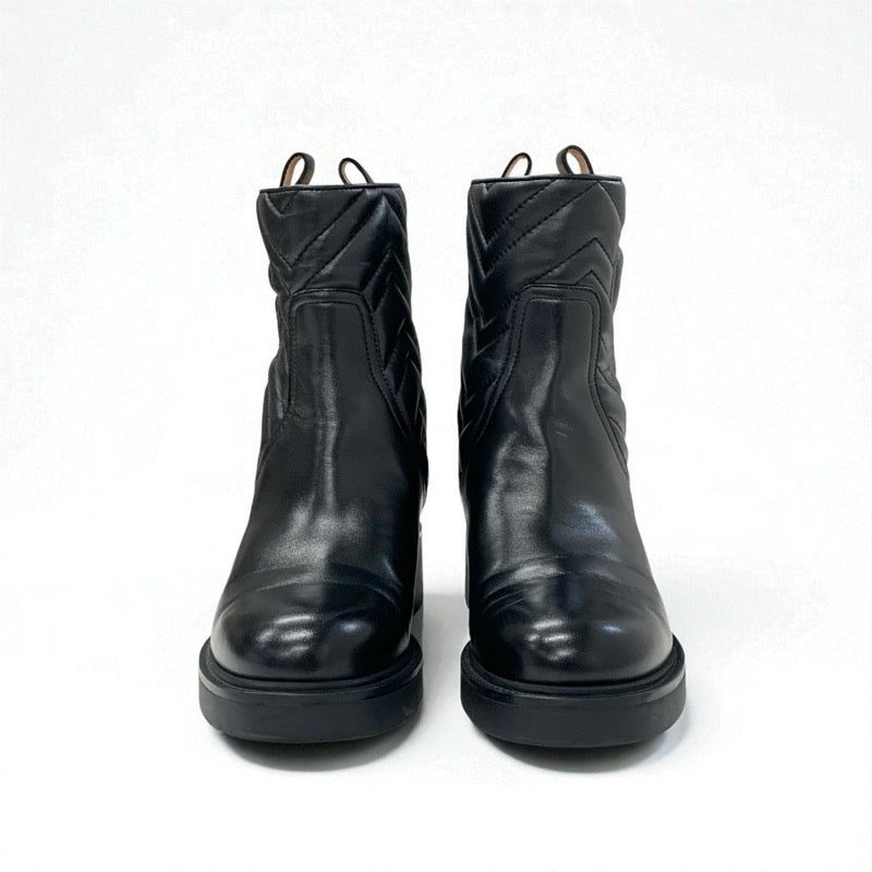 グッチ GUCCI ブーツ ショートブーツ 靴 シューズ レザー ブラック 黒 ダブルG ハート キルティング