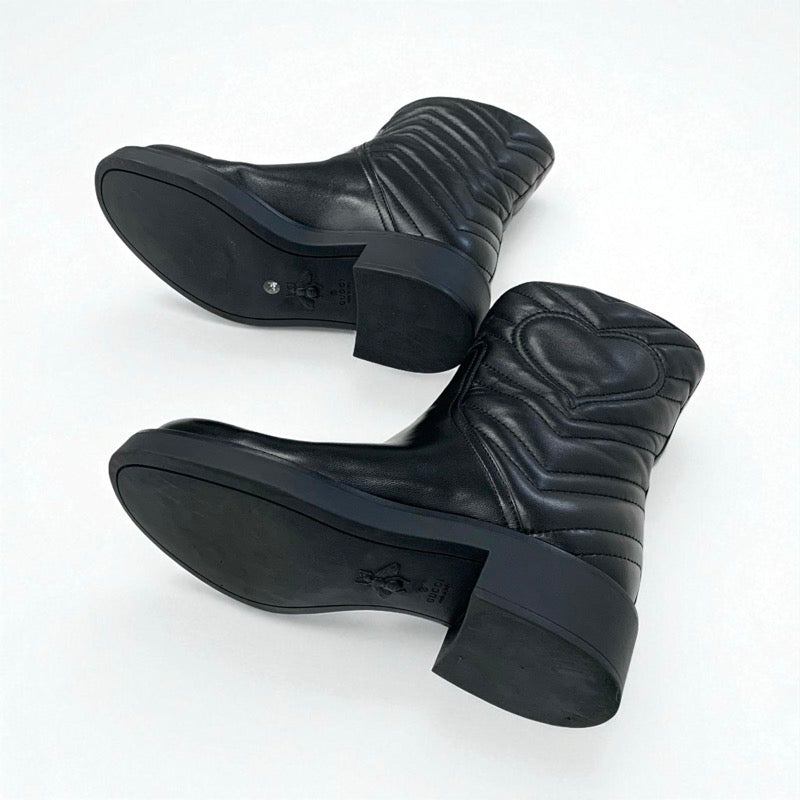 グッチ GUCCI ブーツ ショートブーツ 靴 シューズ レザー ブラック 黒 ダブルG ハート キルティング