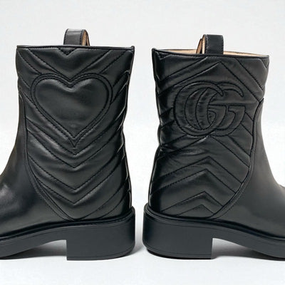 グッチ GUCCI ブーツ ショートブーツ 靴 シューズ レザー ブラック 黒 ダブルG ハート キルティング