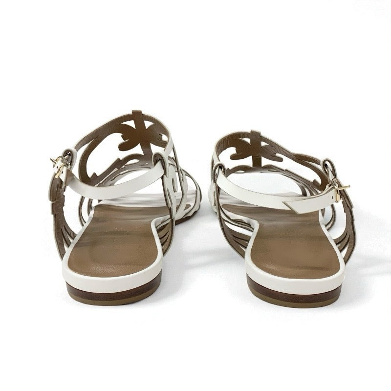 エルメス HERMES サンダル 靴 シューズ レザー ホワイト 白 ガダルキヴィール ストラップ フラット