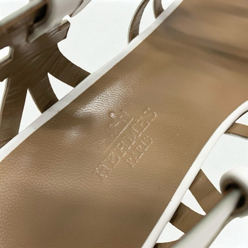 エルメス HERMES サンダル 靴 シューズ レザー ホワイト 白 ガダルキヴィール ストラップ フラット