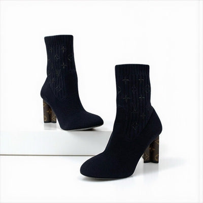 ルイヴィトン LOUIS VUITTON シルエットライン モノグラム ブーツ ショートブーツ 靴 シューズ ファブリック レザー ブラック ブラウン ソックスブーツ ニット アンクルブーツ