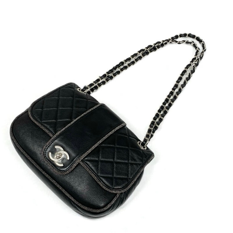 シャネル CHANEL バッグ ショルダーバッグ ラムスキン ブラック シルバー マトラッセ ターンロック ココマーク ダブルチェーン