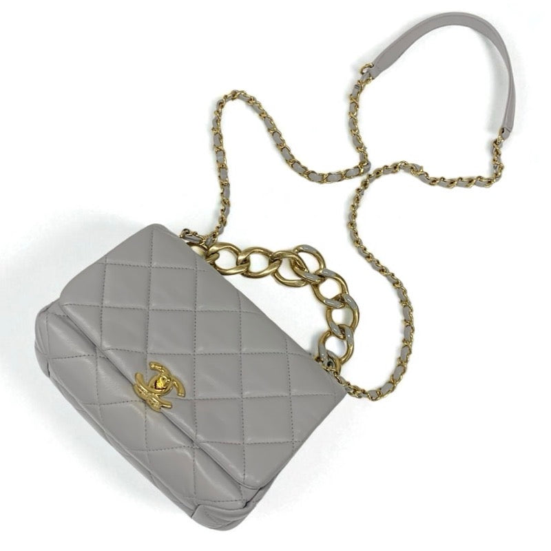 シャネル CHANEL バッグ ショルダーバッグ グレー ゴールド ミニマトラッセ ラムスキン ターンロック ココマーク 2way チェーン