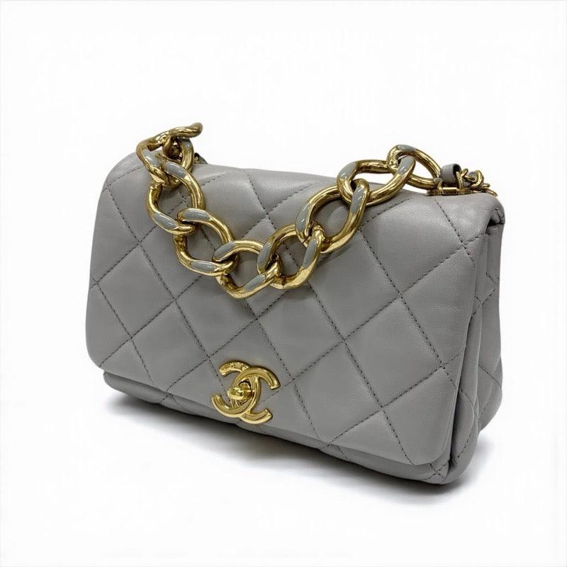 シャネル CHANEL バッグ ショルダーバッグ グレー ゴールド ミニマトラッセ ラムスキン ターンロック ココマーク 2way チェーン