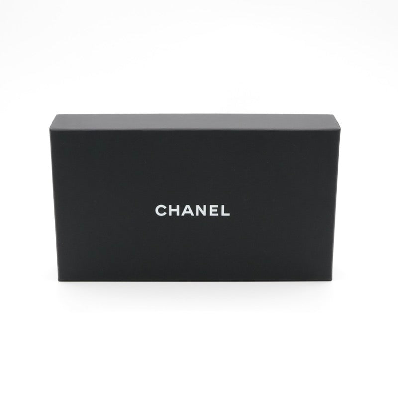 シャネル CHANEL 携帯・スマホアクセサリー ベージュ ゴールド ココマーク マトラッセ キャビアスキン iPhone15pro iPhoneケース チェーン