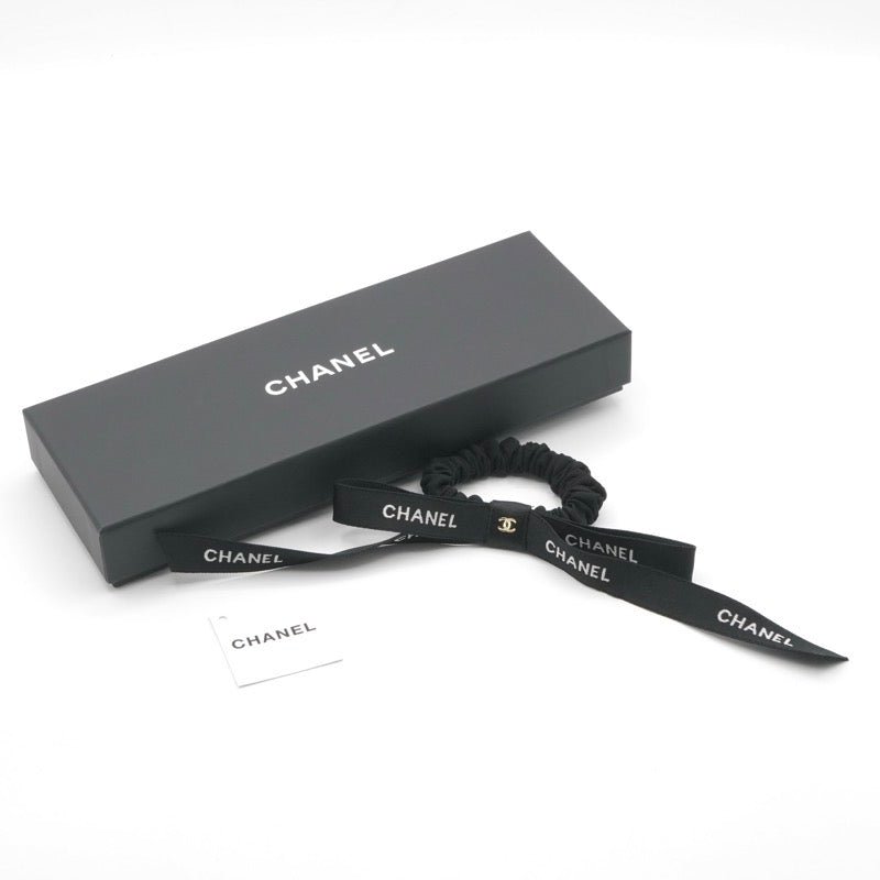 シャネル CHANEL ヘアアクセサリー シルク ブラック ホワイト ココマーク ロゴ リボン シュシュ ヘアゴム