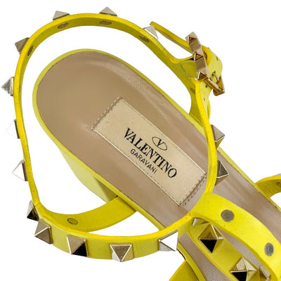 ヴァレンティノ VALENTINO サンダル 靴 シューズ レザー イエロー ゴールド ロックスタッズ