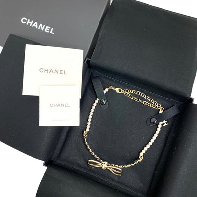 シャネル CHANEL ネックレス ペンダント チョーカー ゴールド ブラック ホワイト ココマーク リボン チェーン パール