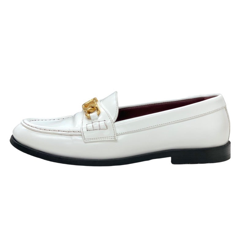 Valentino Loafers Leather Shoes Shoes Leather White Gold V Metal Fittings Flat Shoes