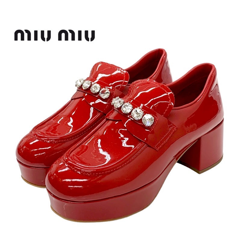 MIUMIU loafers, leather shoes, shoes, patent, red, unused, heel loafers, pumps, bijou