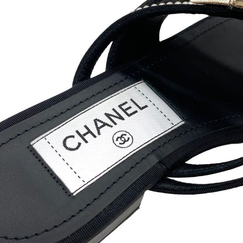 シャネル CHANEL サンダル 靴 シューズ レザー ファブリック ブラック トングサンダル フラットサンダル ココマーク パール スター