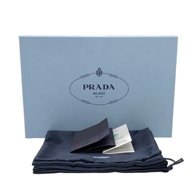 プラダ PRADA チョコレート ローファー 革靴 靴 シューズ パテント アイボリー 未使用 トライアングルロゴ