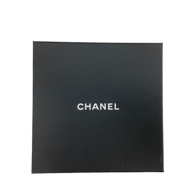 シャネル CHANEL ネックレス ペンダント チョーカー ゴールド ブラック ホワイト ロゴ