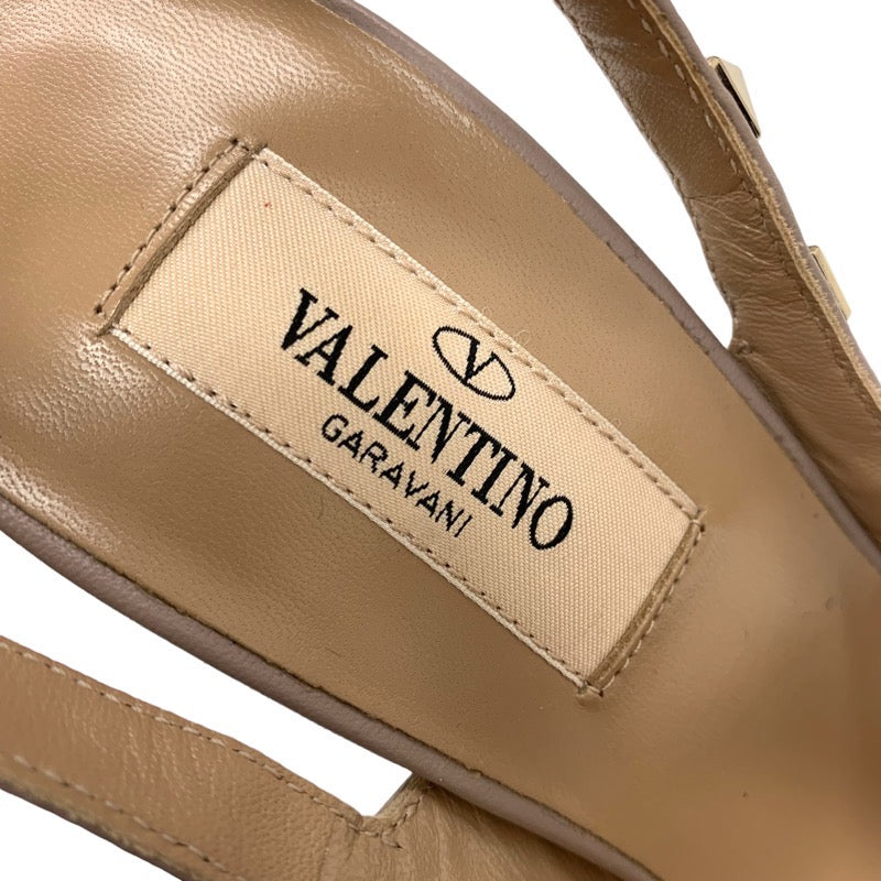 ヴァレンティノ VALENTINO パンプス 靴 シューズ パテント レザー ピンクベージュ ゴールド ロックスタッズ ストラップ サンダル