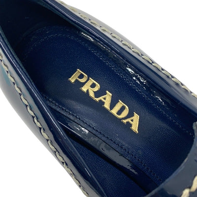 プラダ PRADA ローファー 革靴 靴 シューズ パテント ネイビー ベージュ パンプス ベルト ステッチ