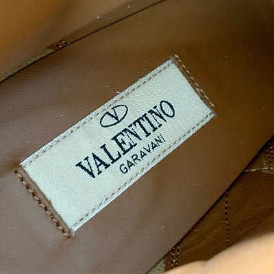 未使用 ヴァレンティノ VALENTINO ブーツ ショートブーツ 靴 シューズ ロックスタッズ スエード ブラック 黒 ゴールド