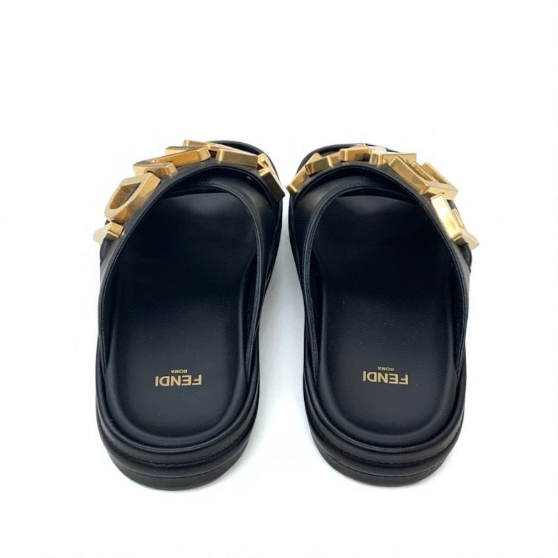 フェンディ FENDI サンダル 靴 シューズ レザー ブラック ゴールド ロゴ フラットサンダル