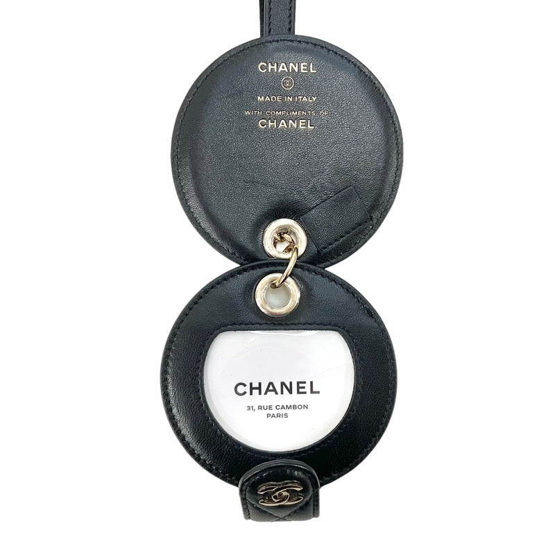 シャネル CHANEL ラムスキン ブラック シャンパンゴールド 未使用 ココマーク マトラッセ ネームタグ チャーム ネームプレート