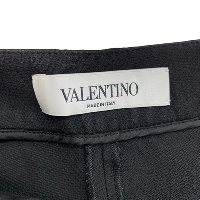 ヴァレンティノ VALENTINO ボトムス ブラック 黒 ゴールド ショートパンツ V金具