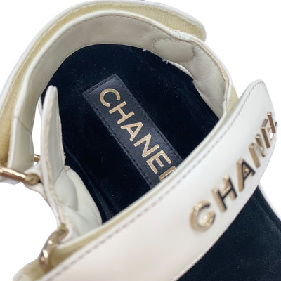 シャネル CHANEL サンダル 靴 シューズ レザー ベロア アイボリー ココマーク  ロゴ マトラッセ ウェッジソール