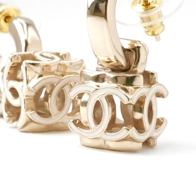 シャネル CHANEL ピアス シャンパンゴールド ホワイト ココマーク キューブ