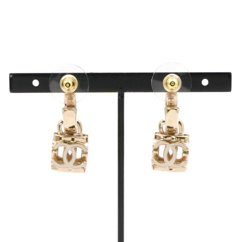 シャネル CHANEL ピアス シャンパンゴールド ホワイト ココマーク キューブ